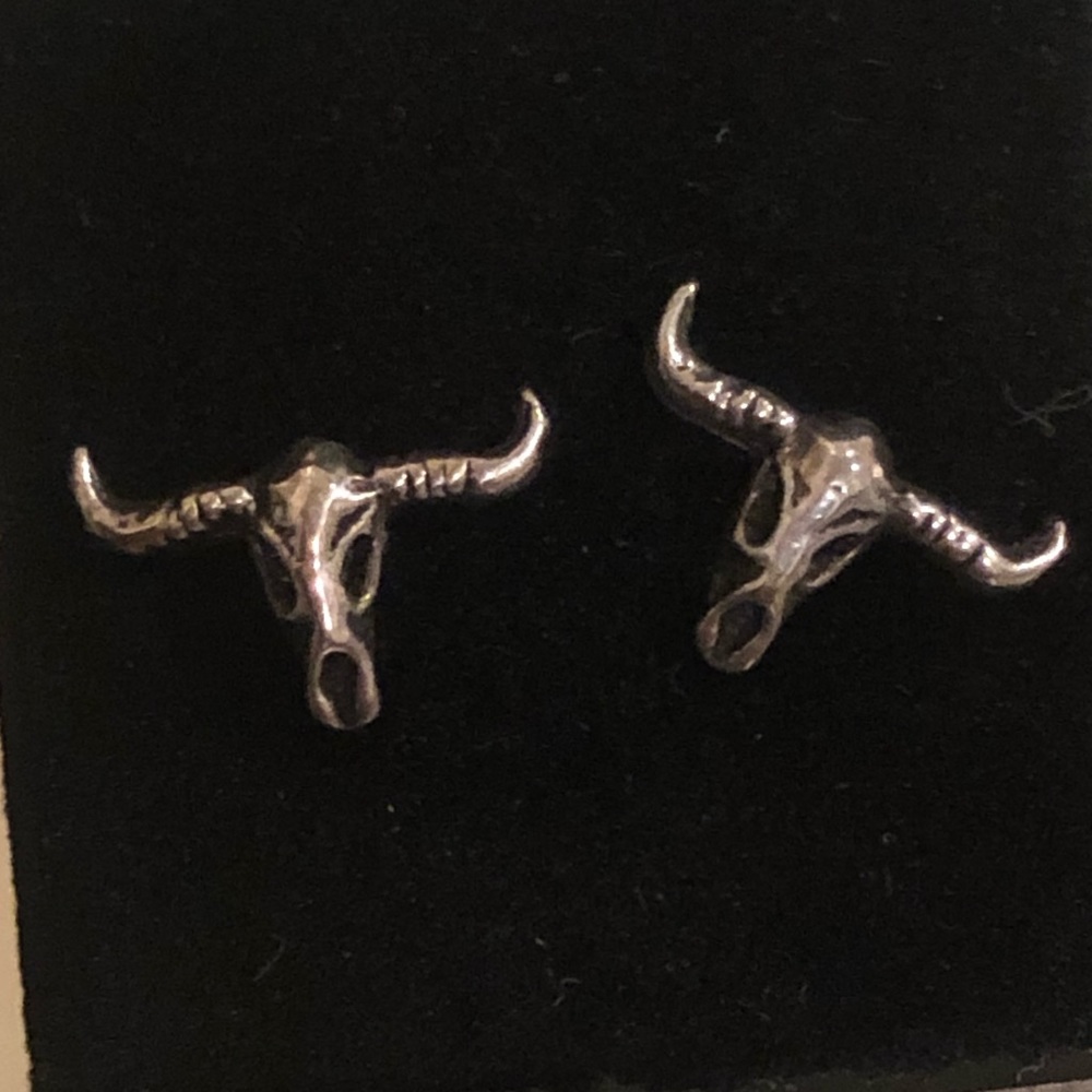 Mini sterling silver longhorn stud earrings 🐮 ~